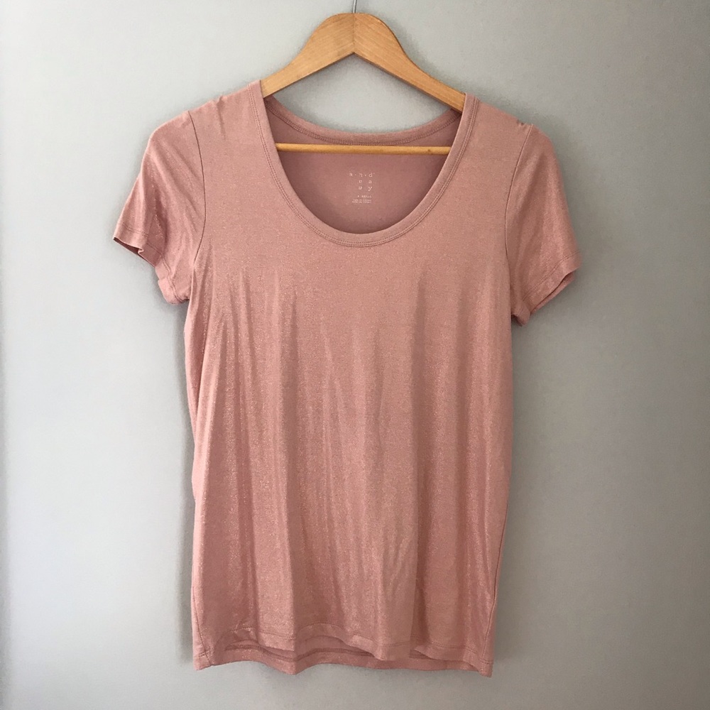 NWOT SHIMMERY ROSE GOLD TEE